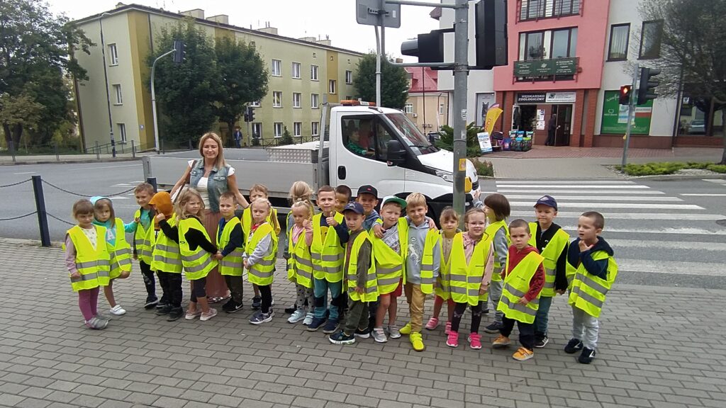 ''Wyjście na skrzyżowanie Grupa ''Motylki''