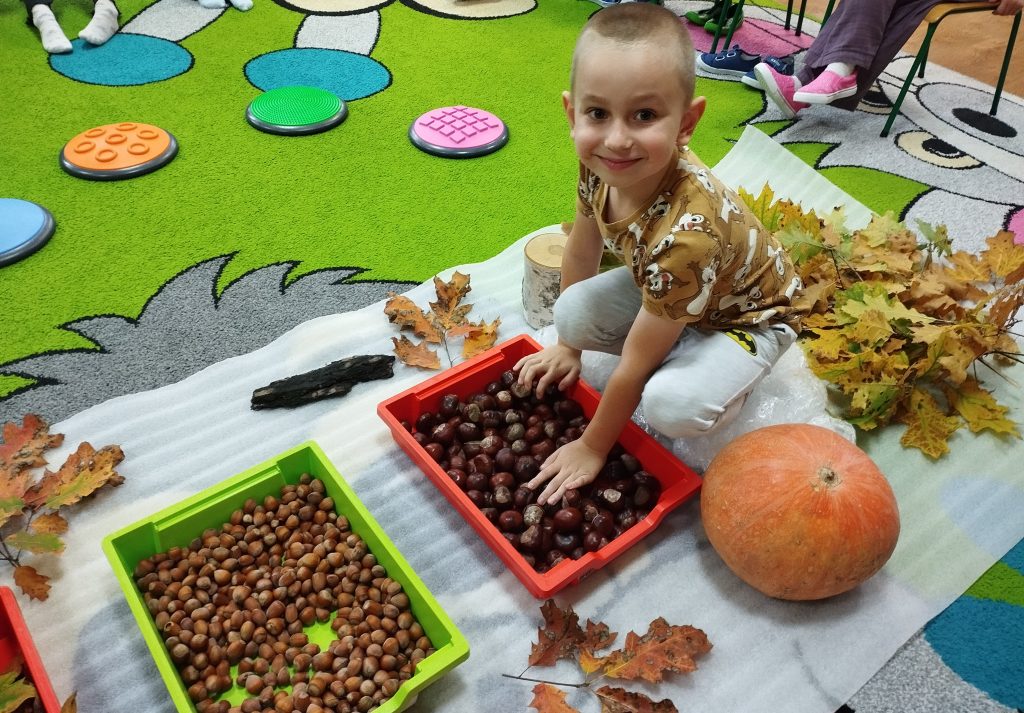 OGÓLNOPOLSKI PROJEKT EDUKACYJNY ,,SENSORYCZNY KOGEL- MOGEL" - ,,DZIEŃ BEZ SKARPETEK"