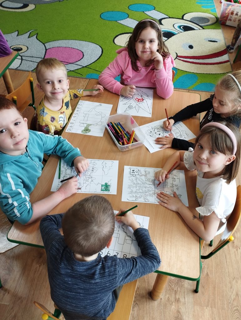 OGÓLNOPOLSKI PROJEKT EDUKACYJNY ,,SENSORYCZNY KOGEL-MOGEL” - ,,MIĘDZYNARODOWY DZIEŃ PUZZLI"