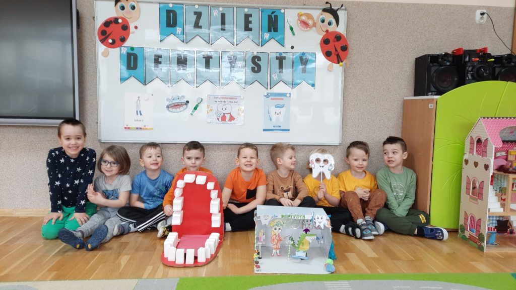 ''Dzień dentysty'' grupa ''Biedronki''