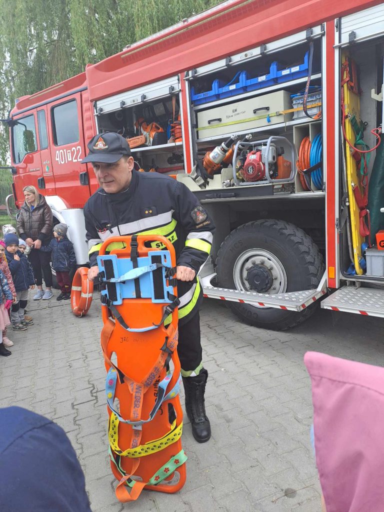 ZAPOZNANIE Z ZAWODEM STRAŻAKA