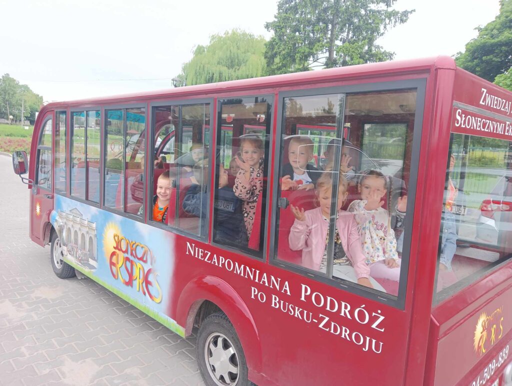 Wycieczka Papużek - Chata Bogucka w Bogucicach