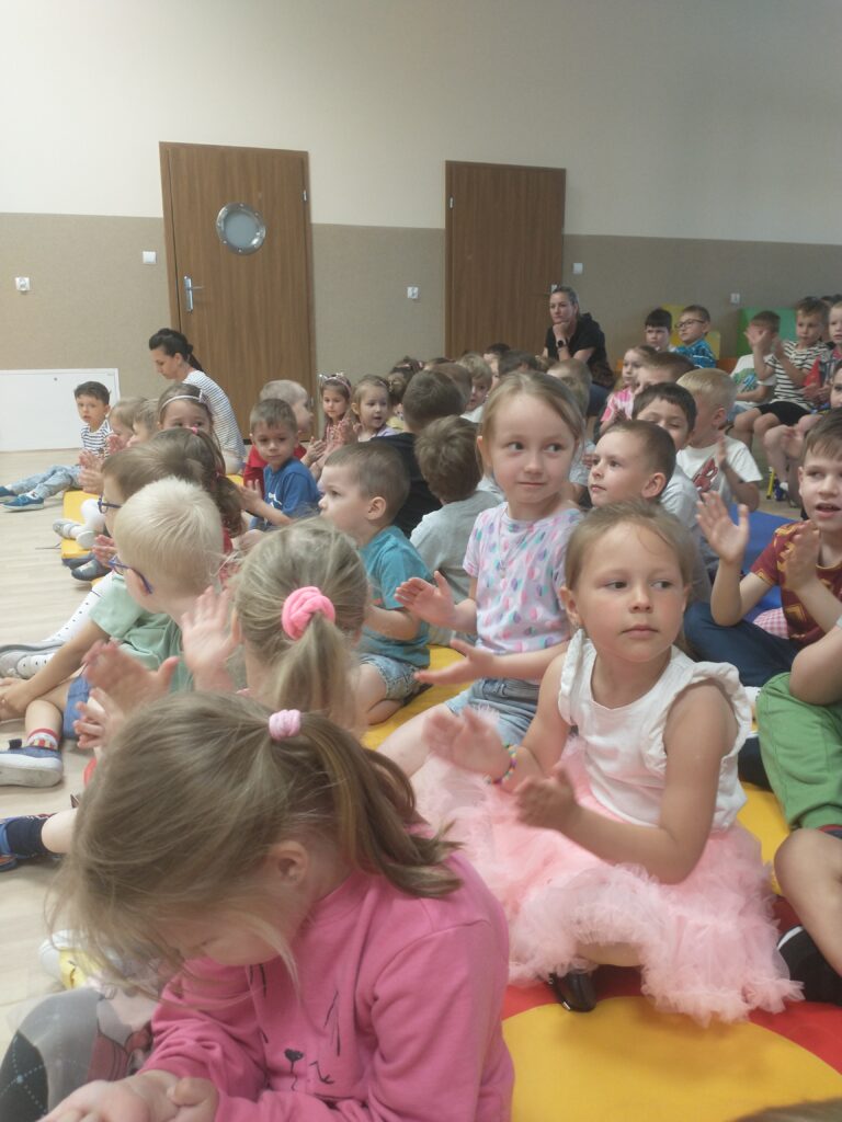 KONCERT MUZYKI