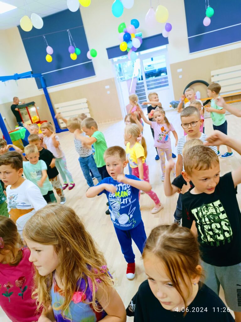 Dzień Dziecka grupa ''Motylki''