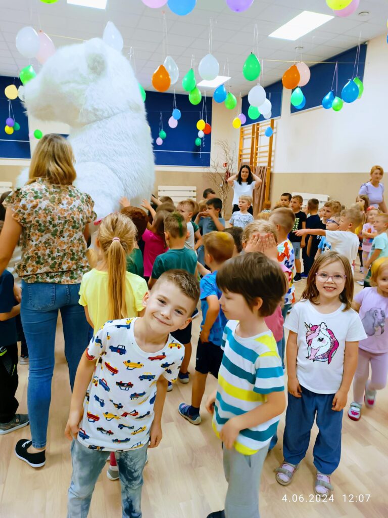 Dzień Dziecka grupa ''Motylki''