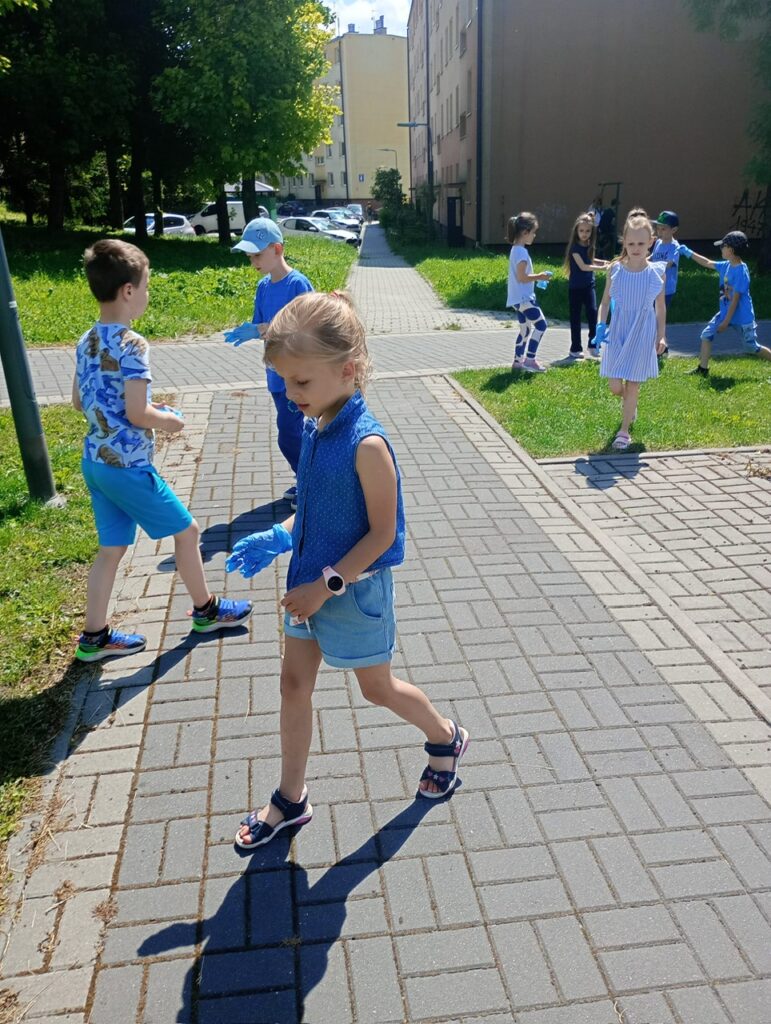 Sprzątanie świata grupa ''Tygryski''