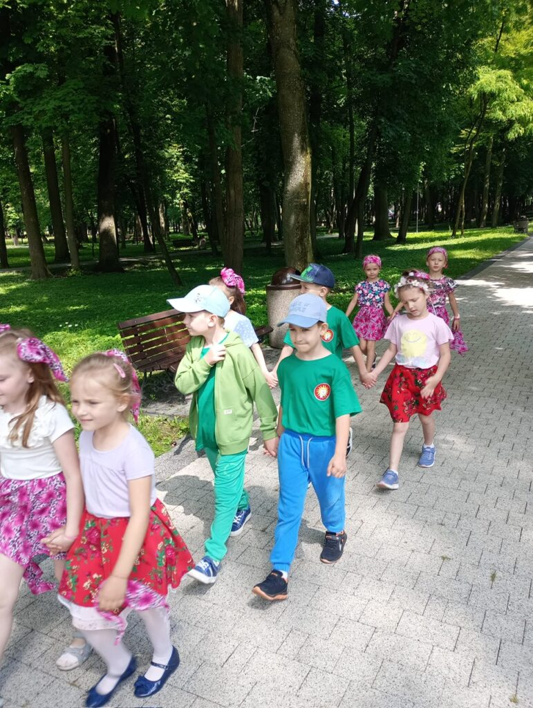 Festiwal Kwiatów grupa ''Tygryski''