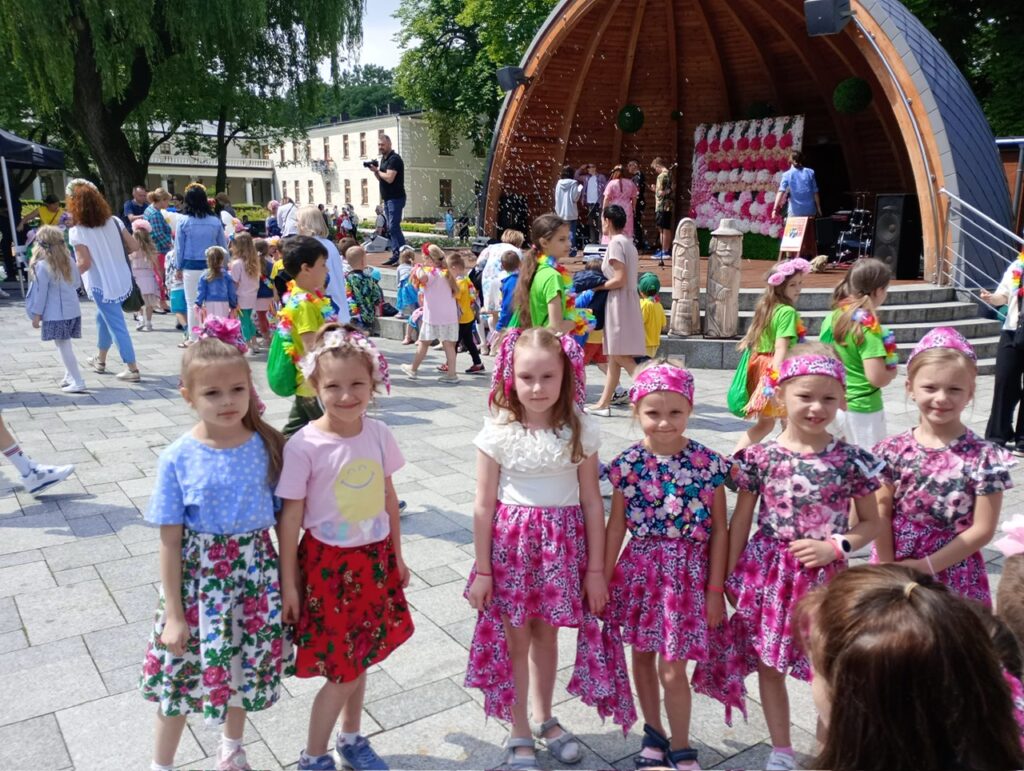 Festiwal Kwiatów grupa ''Tygryski''
