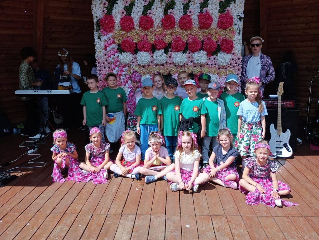 Festiwal Kwiatów grupa ''Tygryski''