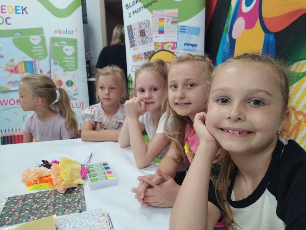 Zajęcia plastyczne grupa ''Tygryski''