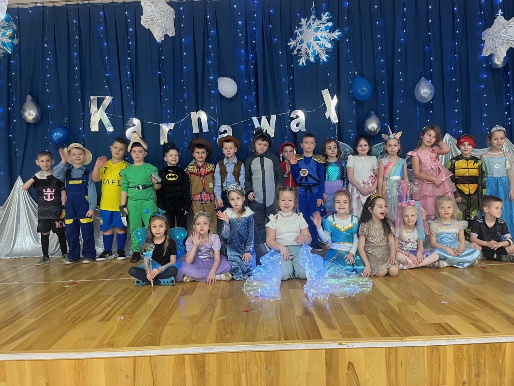 Bal karnawałowy w grupie ''Pszczółki''