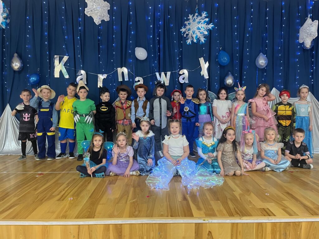 Bal karnawałowy w grupie ''Pszczółki''