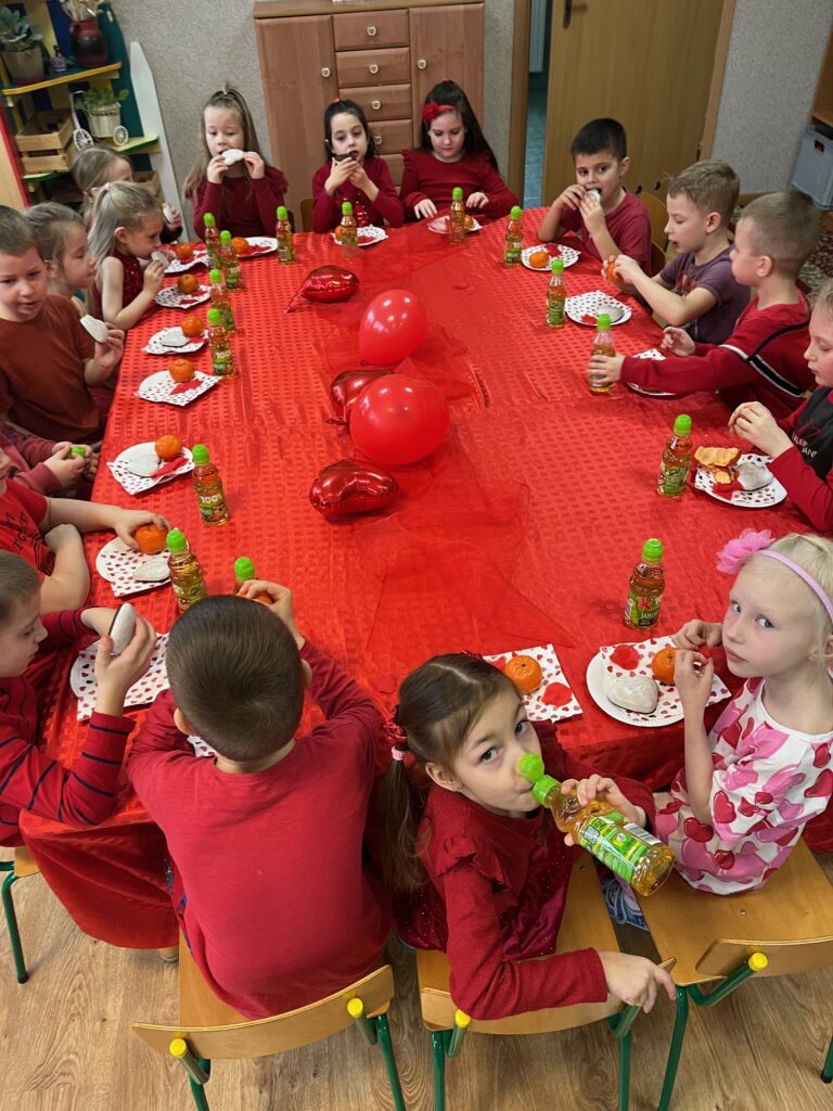 Walentynki w grupie ''Pszczółki''