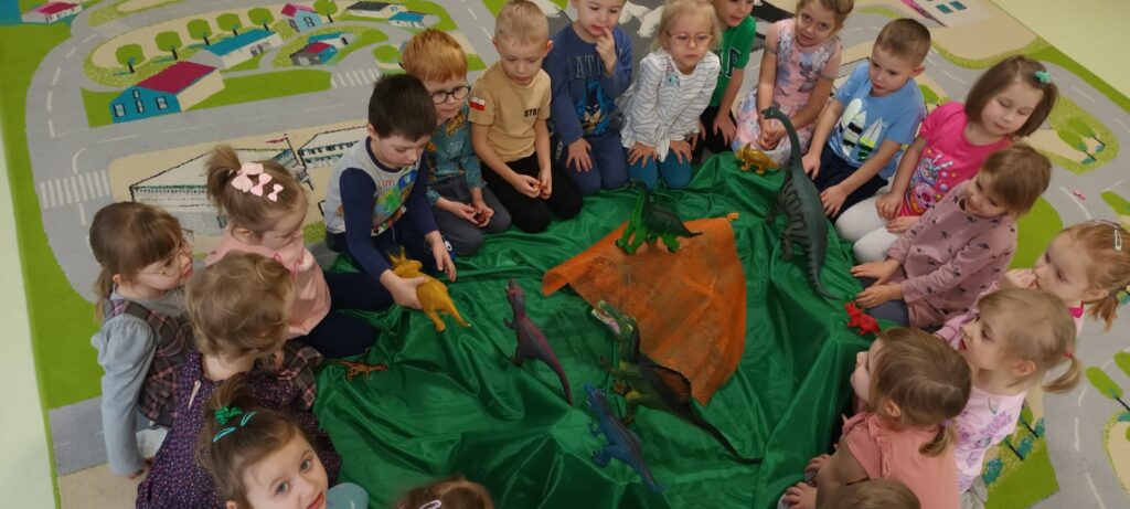 Dzień Dinozaura w grupie ''Papużki''