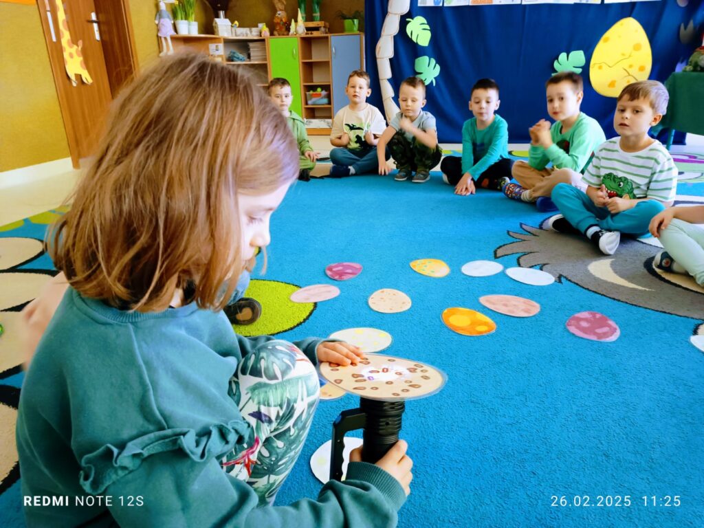 Dzień Dinozaura w grupie ''Żyrafki''