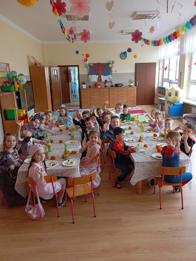 Bal karnawałowy grupa ''Motylki''