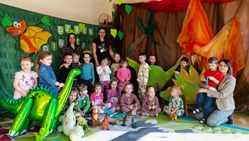 DZIEŃ DINOZAURA