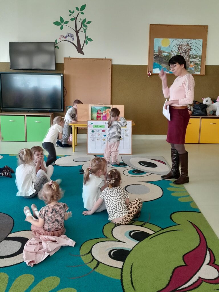 SPOTKANIE Z PANIĄ Z BIBLIOTEKI - INNOWACJA PEDAGOGICZNA W RAMACH AKCJI PROZDROWOTNEJ