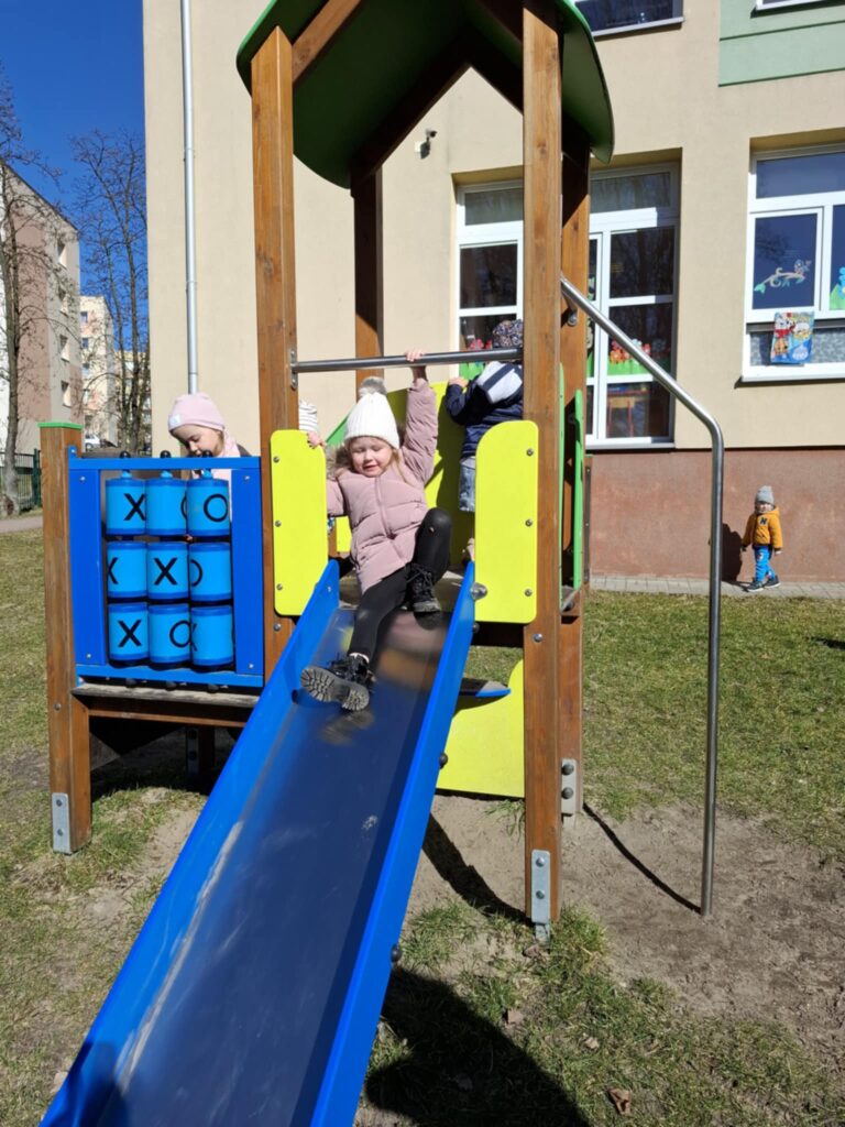 WIOSENNY SPACER MISIÓW