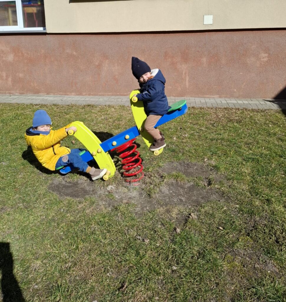 WIOSENNY SPACER MISIÓW