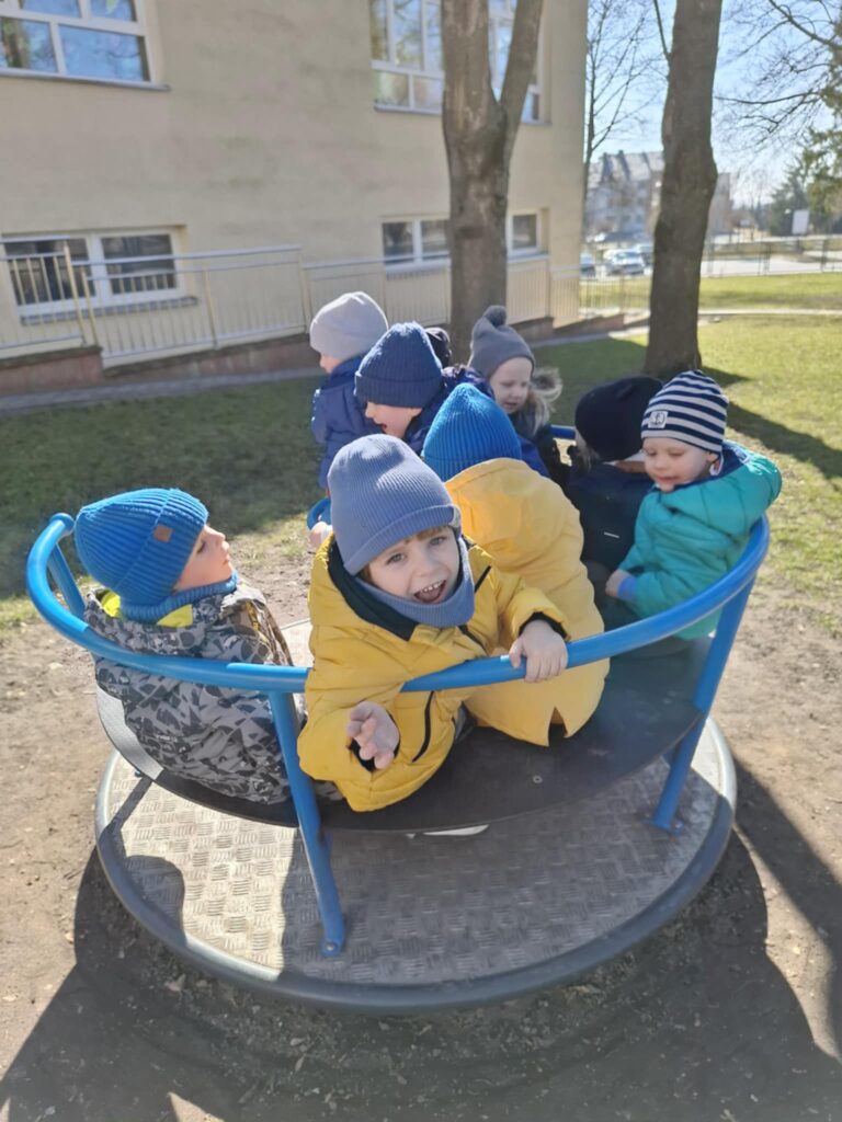 WIOSENNY SPACER MISIÓW