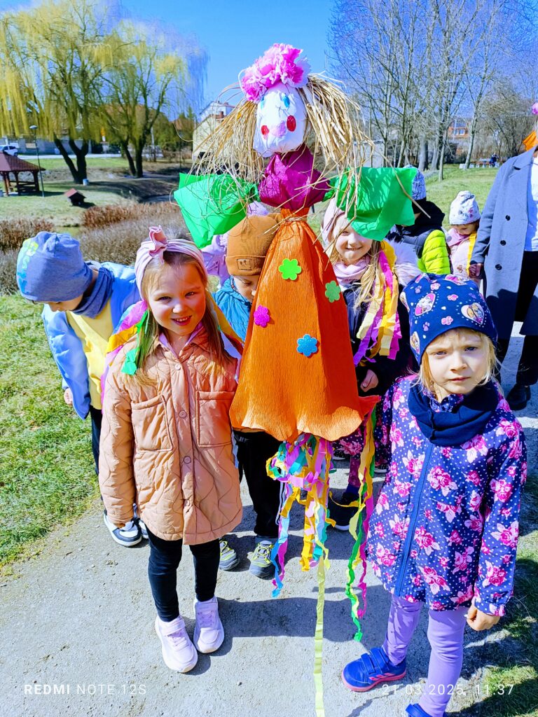 Obchody 21 marca w grupie "Żyrafki"