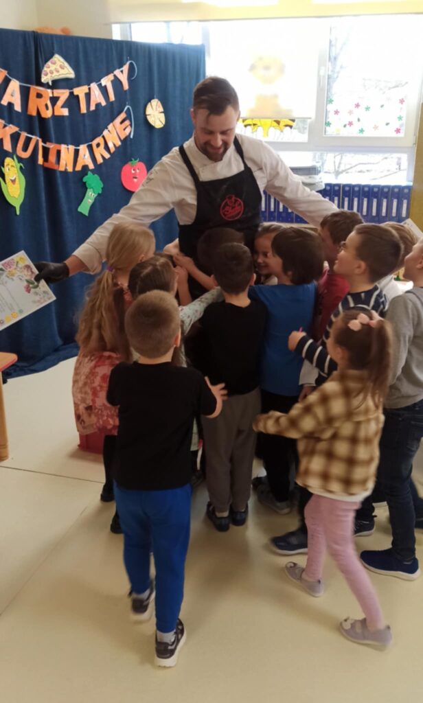 Niespodzianka z okazji Dnia Kobiet grupa ''Tygryski''