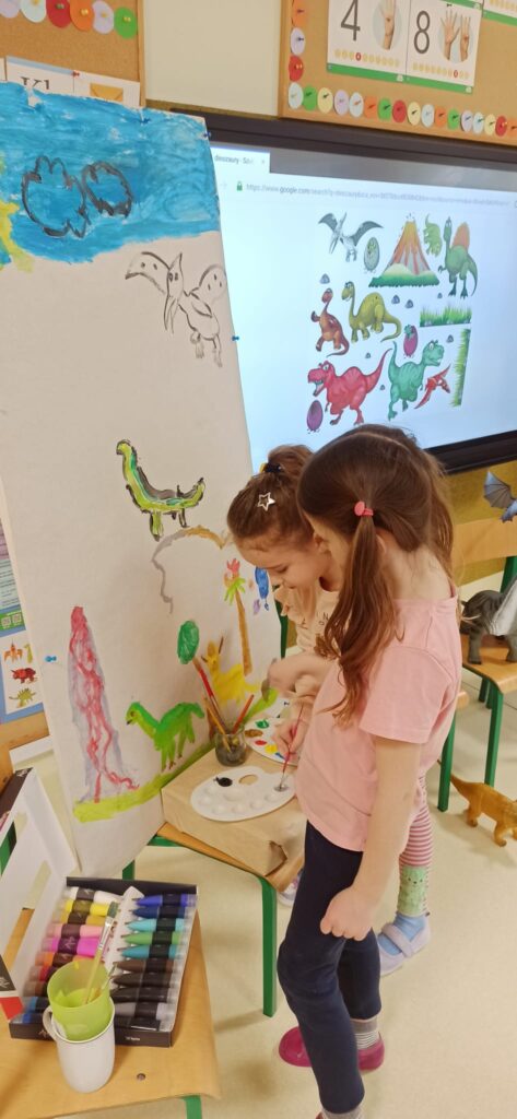 Zabawy z dinozaurami grupa ''Tygryski''