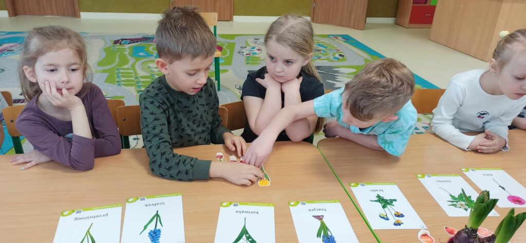 Zakładamy wiosenny ogródek grupa ''Tygryski''