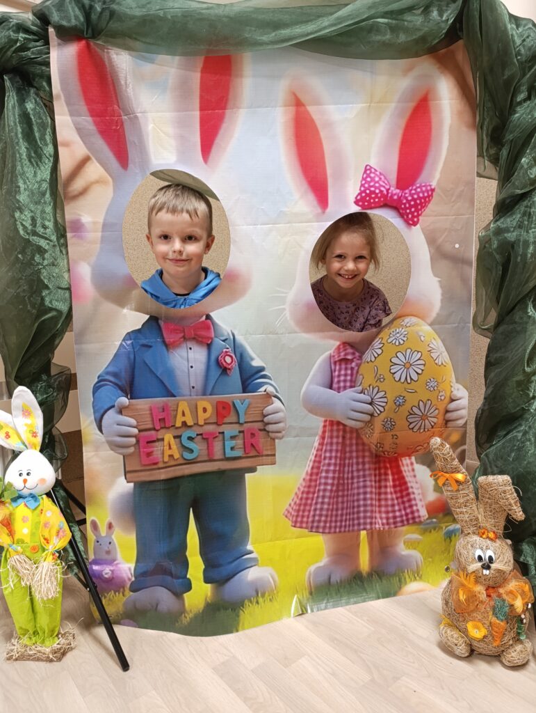 WESOŁYCH ŚWIĄT