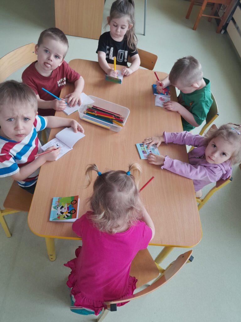 UDZIAŁ RODZICÓW W AKCJI CAŁA POLSKA CZYTA DZIECIOM