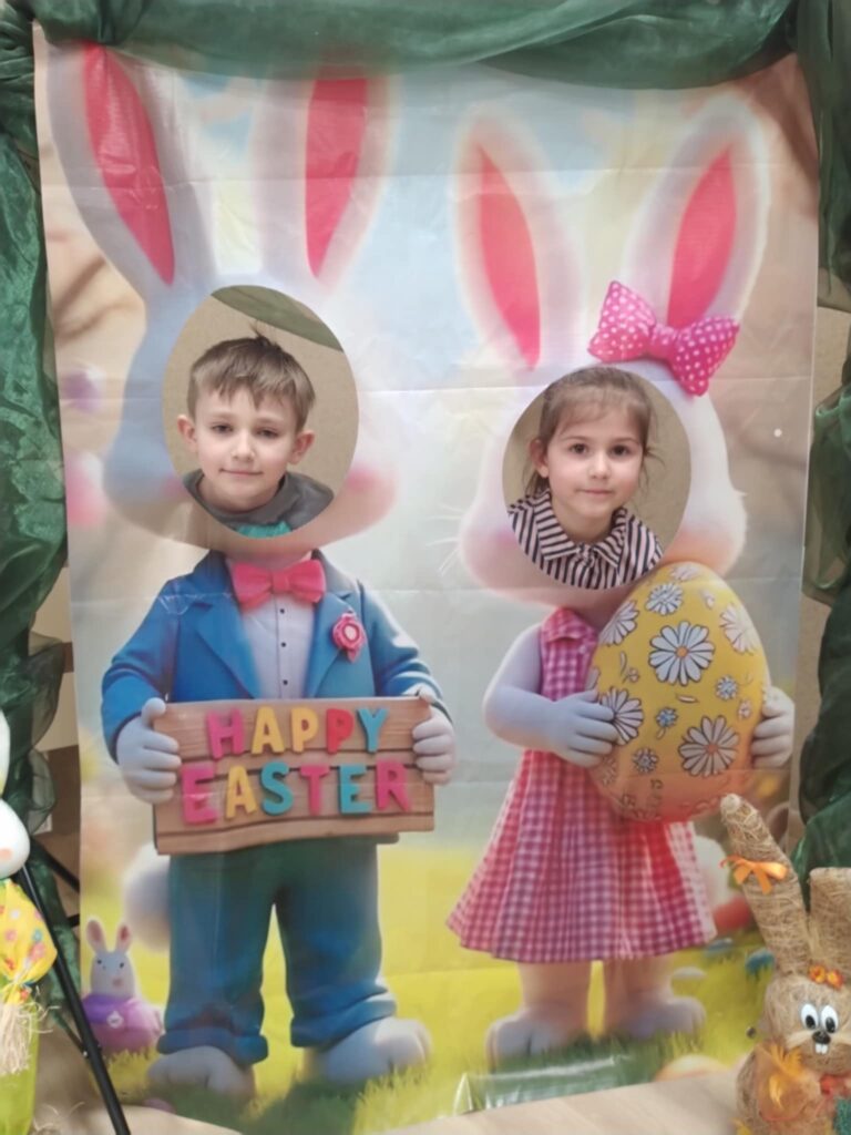 Zdjęcia Wielkanocne w grupie ''Motylki''