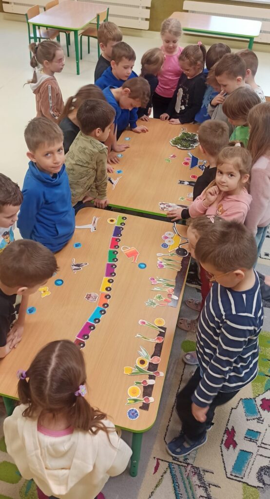 Zajęcia, gry i zabawy na co dzień w grupie ''Tygryski''