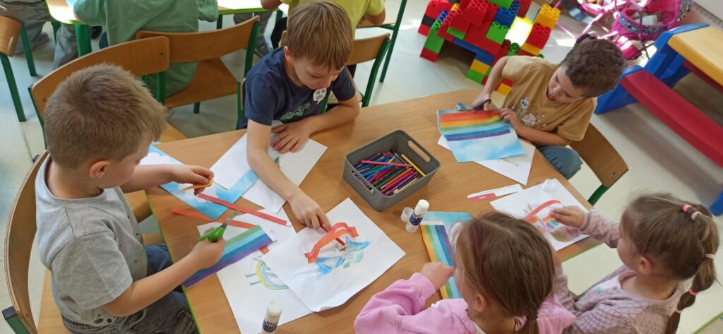 Zajęcia, gry i zabawy na co dzień w grupie ''Tygryski''