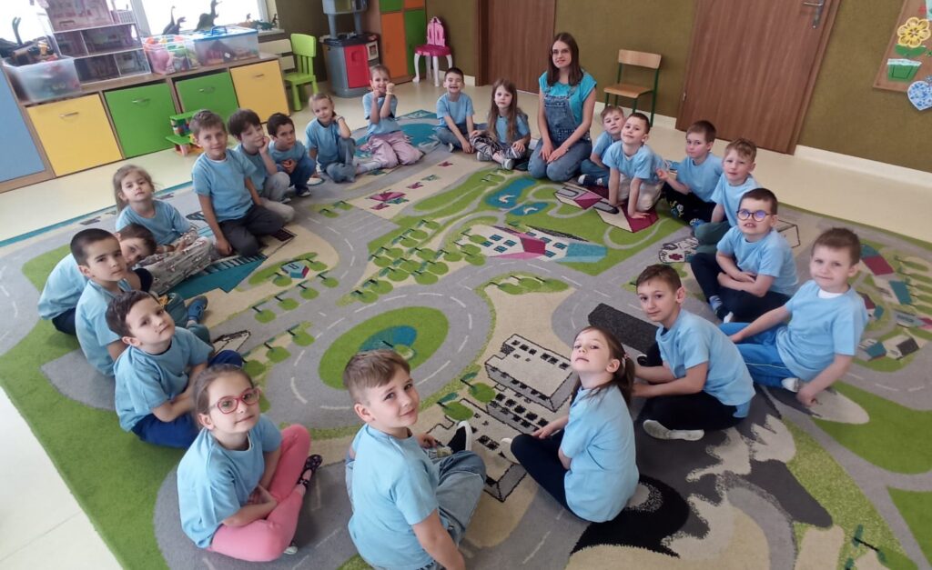 Zaświeć się na niebiesko dla autyzmu grupa ''Tygryski''