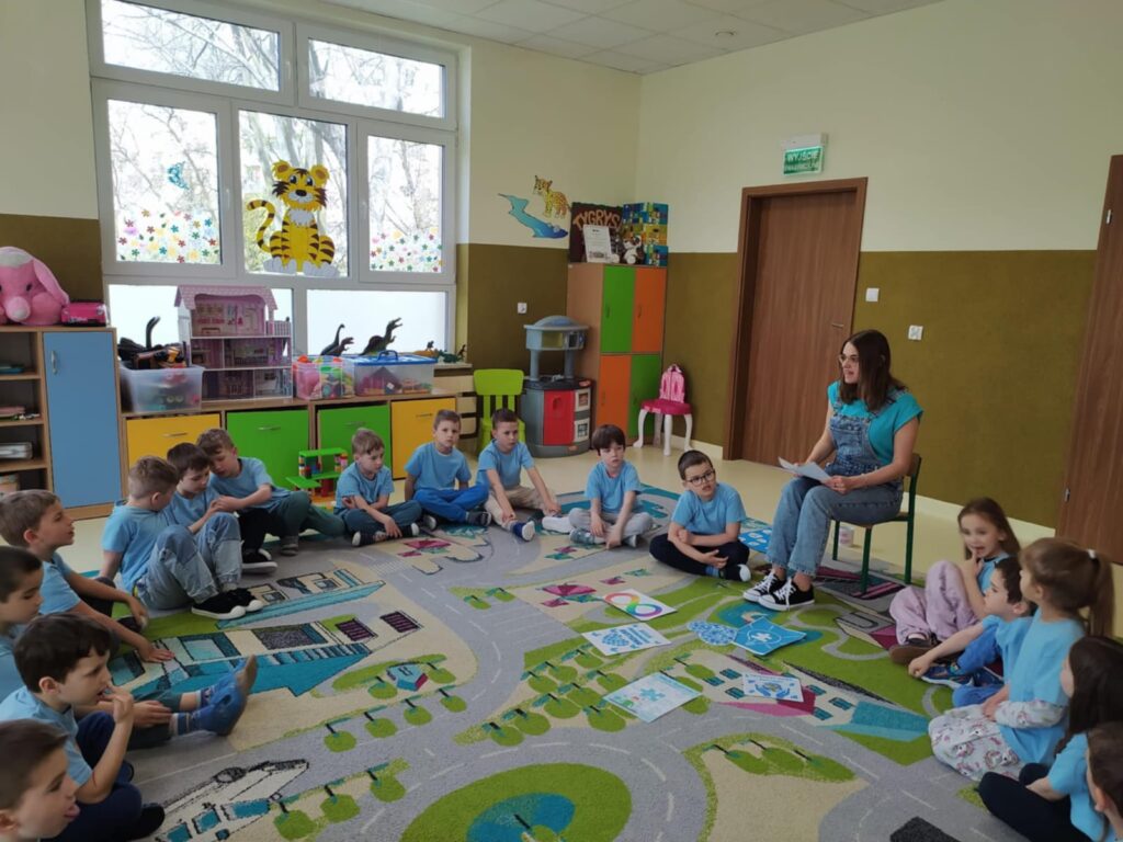 Zaświeć się na niebiesko dla autyzmu grupa ''Tygryski''