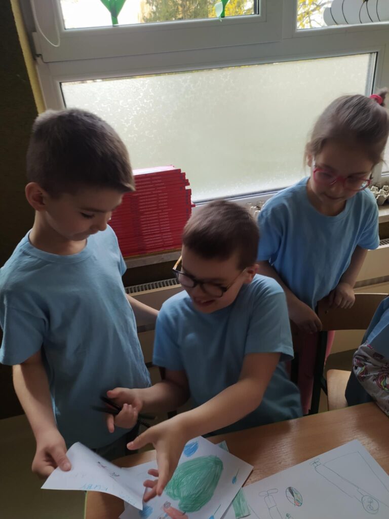 Zaświeć się na niebiesko dla autyzmu grupa ''Tygryski''