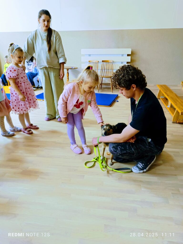 Spotkanie z pracownikami schroniska 