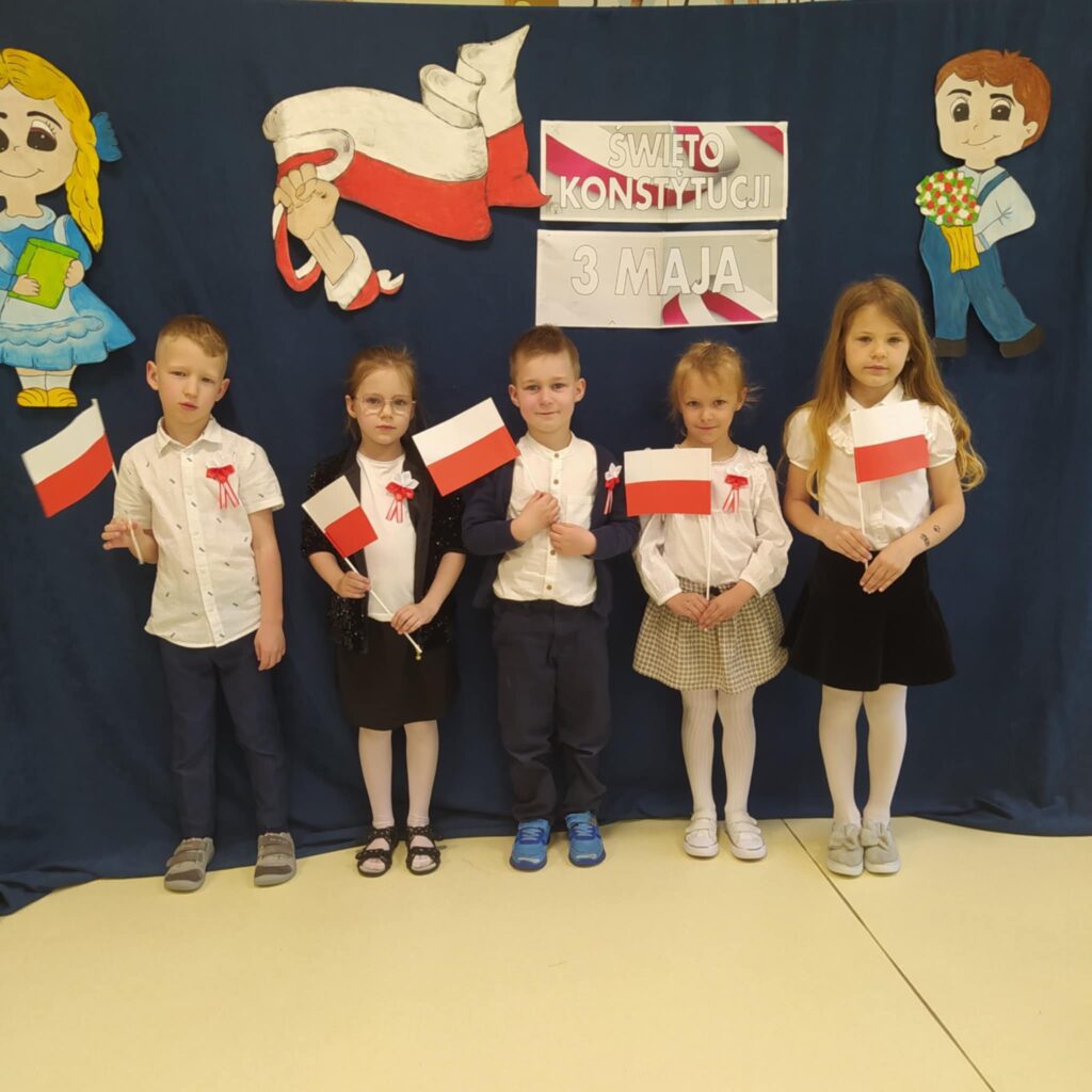Święta Majowe w grupie ''Tygryski''