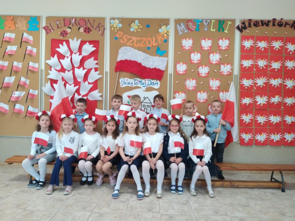  Święta Majowe w grupie ''Motylki''