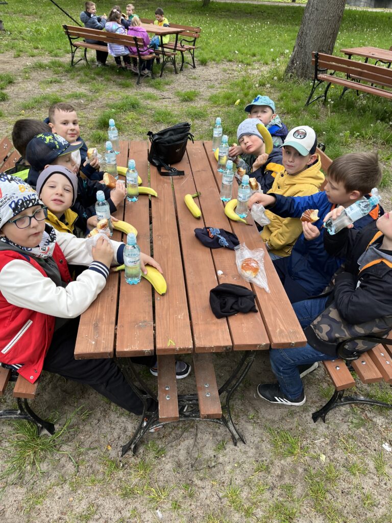 Wycieczka do Kurozwęk grupa ''Pszczółki''