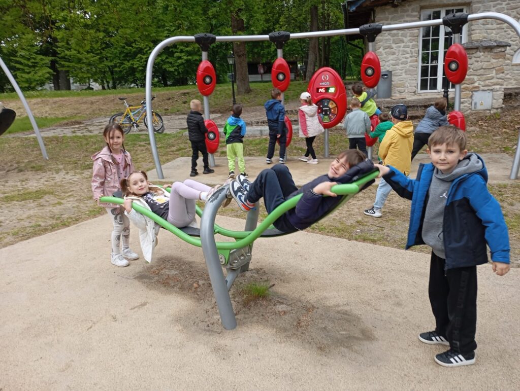 Wycieczka do Kurozwęk grupa ''Motylki''