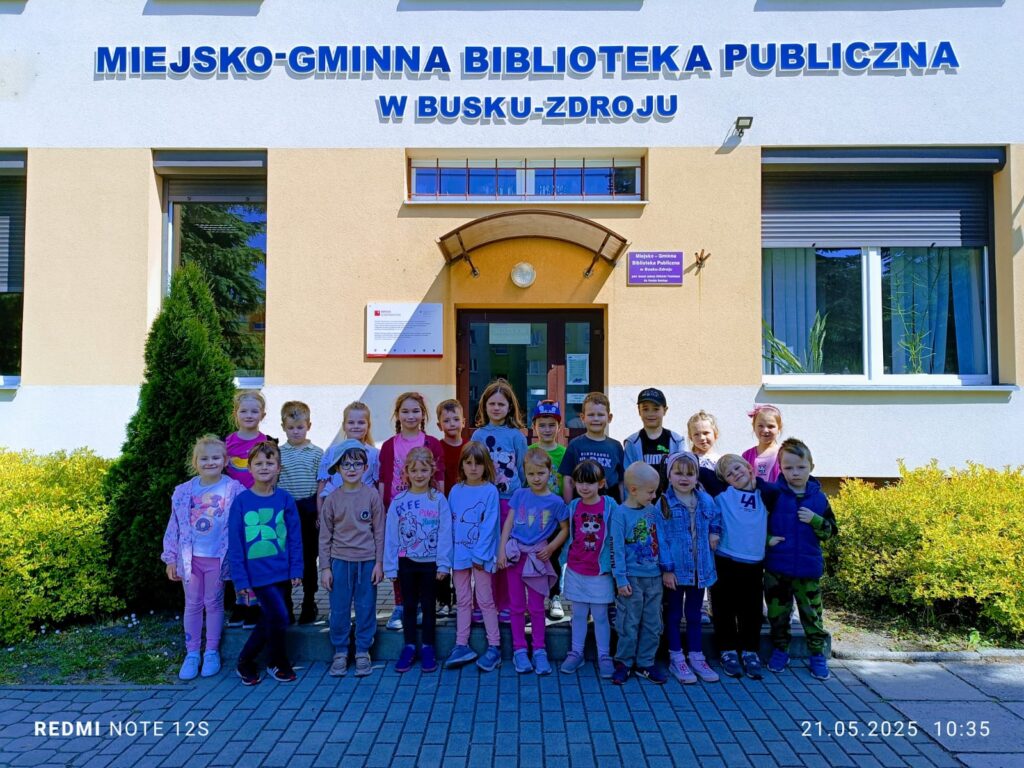 Spotkanie z książką grupa ''Żyrafki''