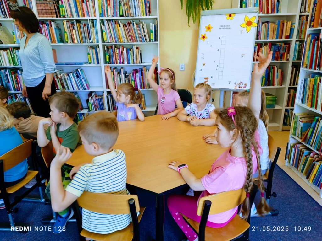 Spotkanie z książką grupa ''Żyrafki''