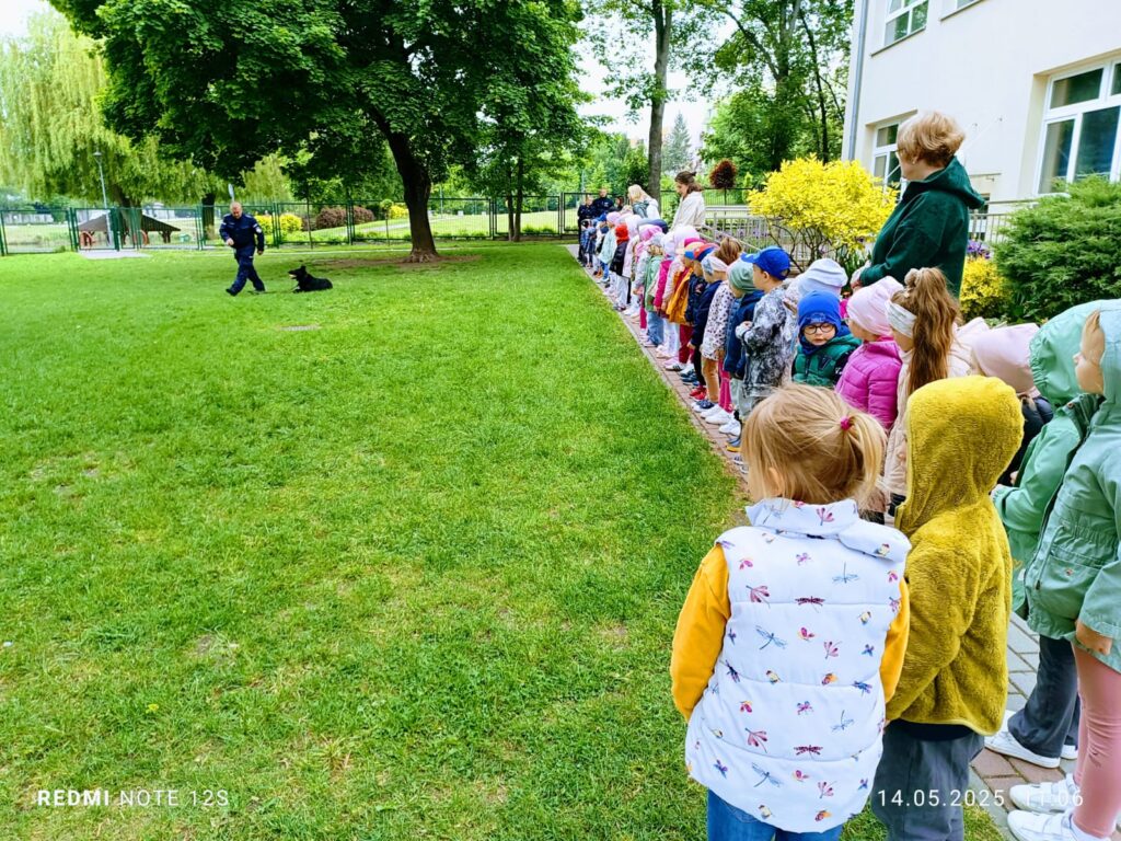 Spotkanie z Policjantem grupa ''Papużki''