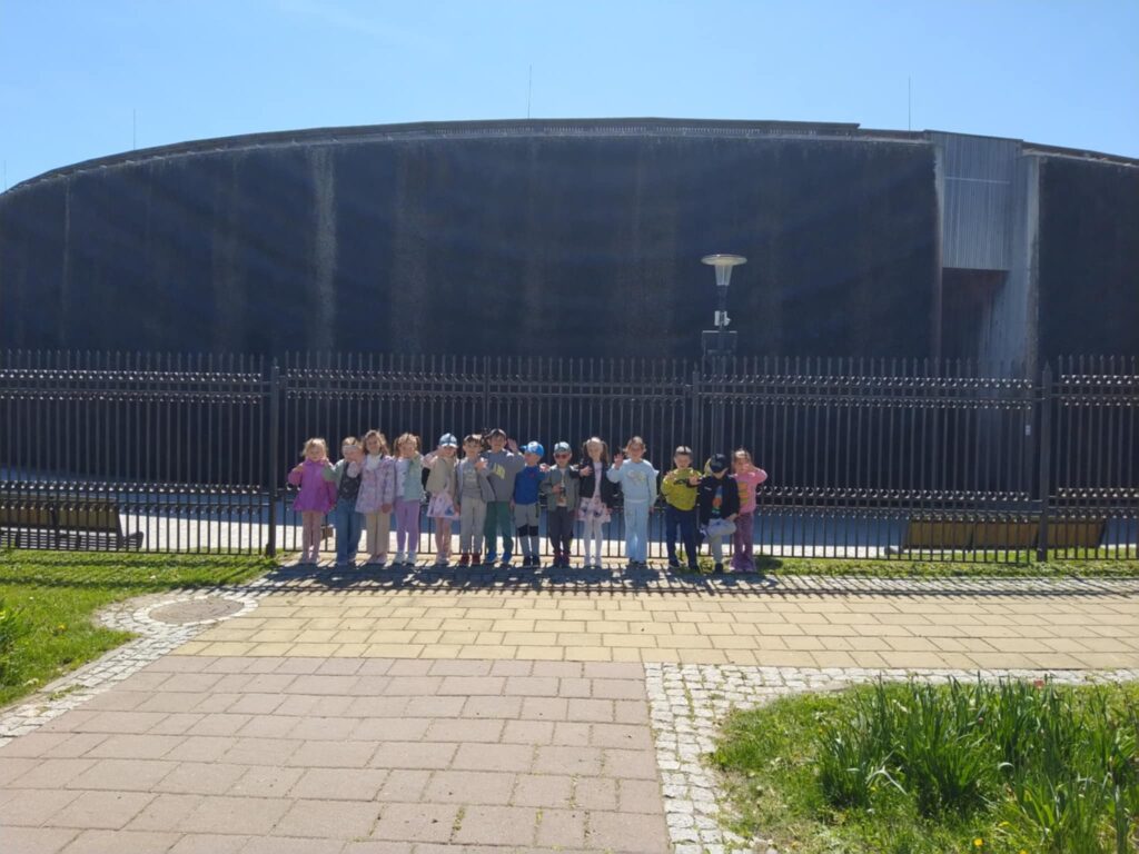 Spacer w poszukiwaniu flagi grupa ''Motylki''