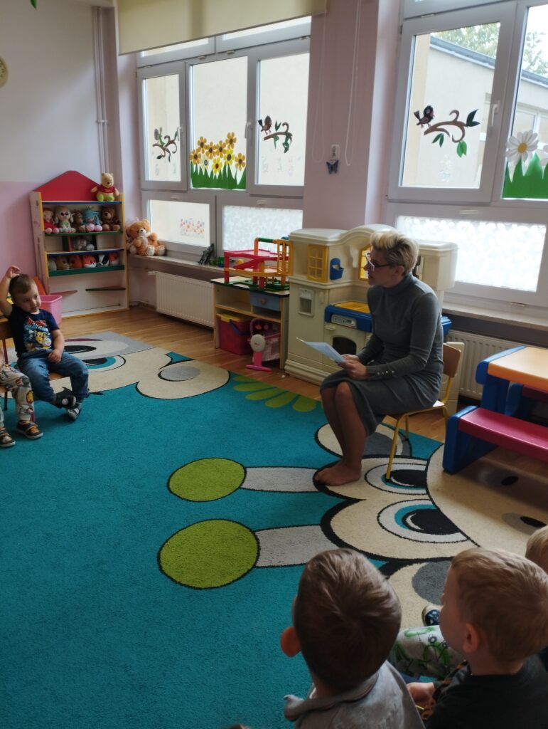 ,,CAŁA POLSKA CZYTA DZIECIOM"