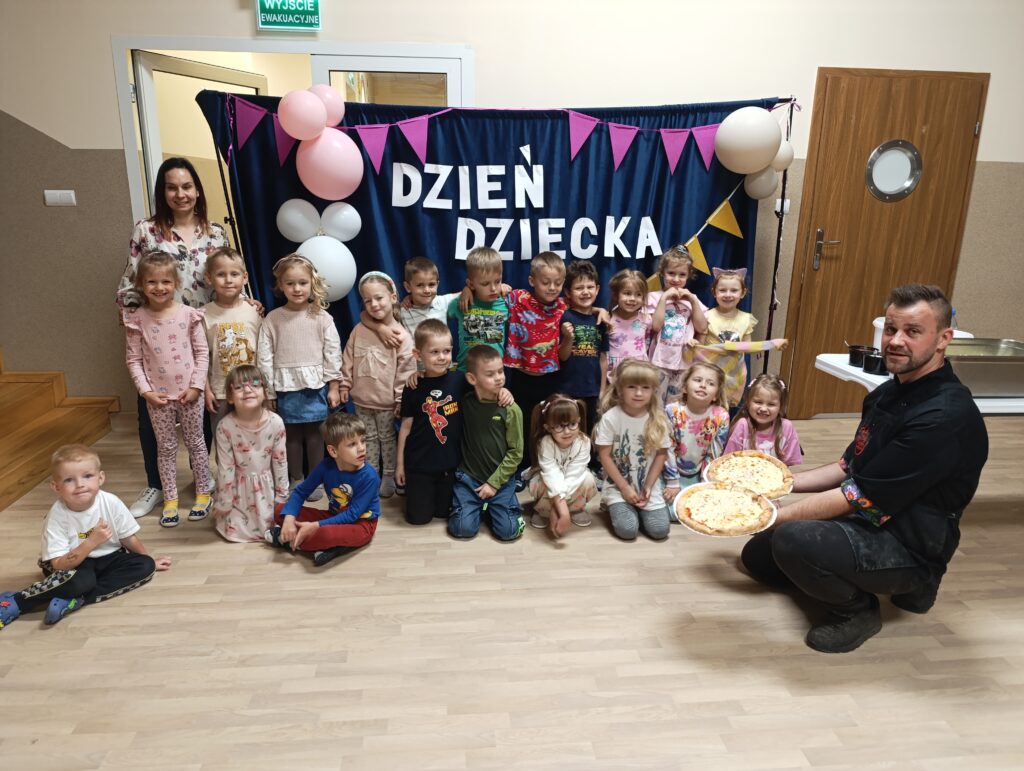 WARSZTATY ROBIENIA PIZZY Z OKAZJI DNIA DZIECKA