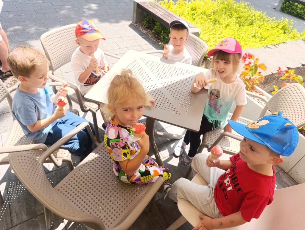 WYJŚCIE NA LODY