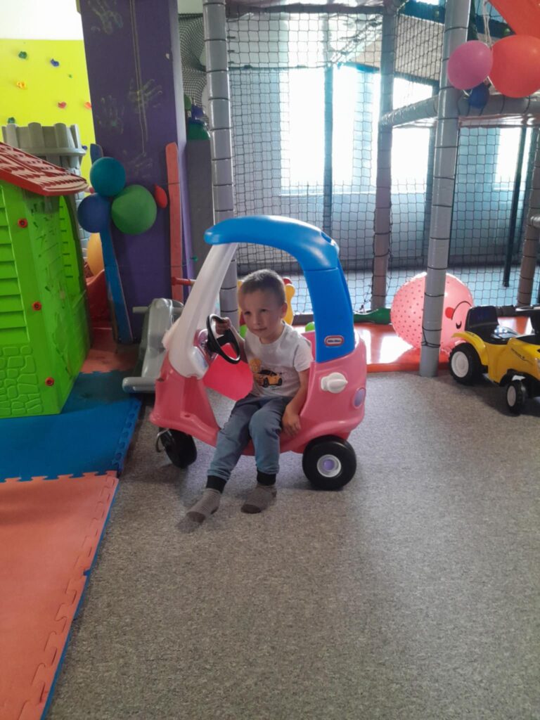 WYCIECZKA DO KIDSMANII